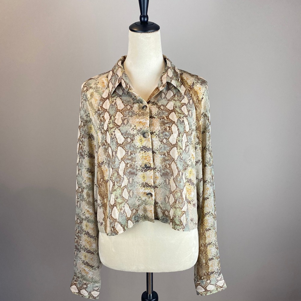 Aritzia Wilfred Henrietta Shirt Women's Size Large Longsleeve Snakeprint